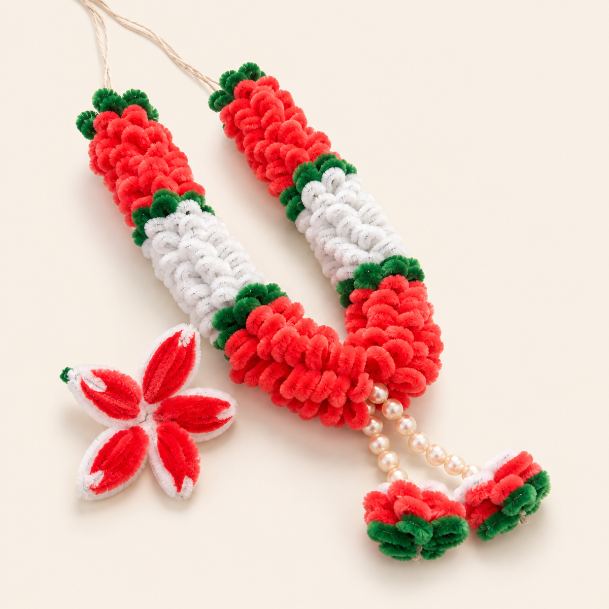 Pipe Cleaner Floral Garland